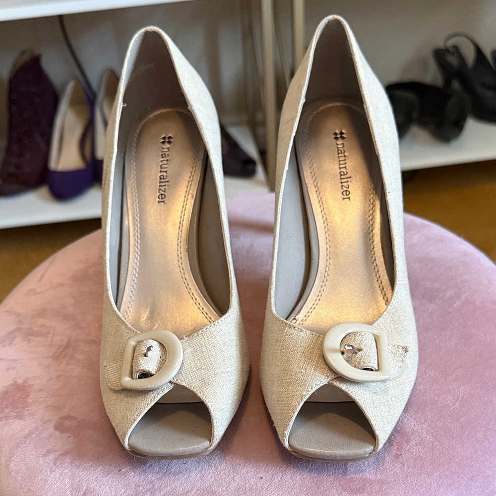 Naturalizer Women's Beige Peep-Toe Heels